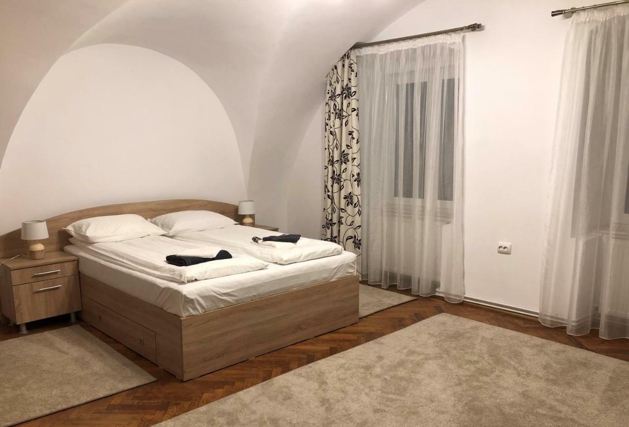 Enjoy Apartamento Sibiu Exterior foto