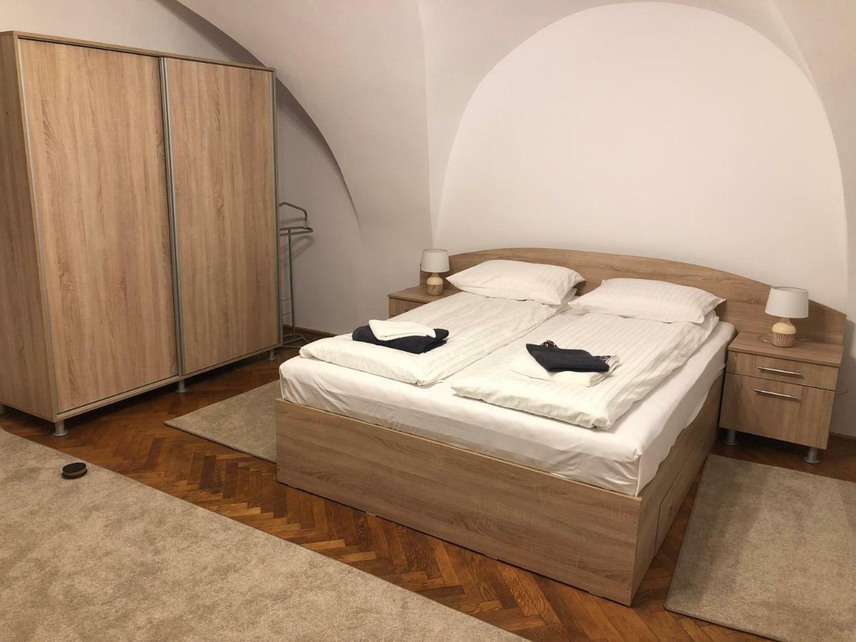 Enjoy Apartamento Sibiu Exterior foto